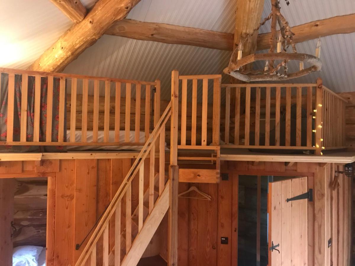 Coed Y Marchog Woodland Retreat Villa Hereford Exteriör bild